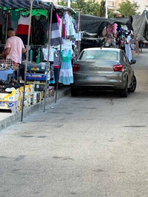 López Escolar (MC) saca a la luz los problemas en el montaje del mercadillo de Cabo de Palos - 2, Foto 2