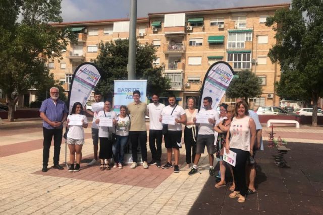 El Ayuntamiento de Cartagena forma a desempleados en mantenimiento urbano en sus propios barrios - 1, Foto 1