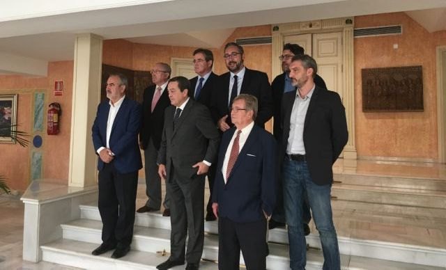 Víctor Martínez: Se vuelve a regar porque hay un Gobierno del PP que garantiza el agua - 1, Foto 1