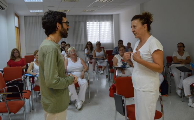 Curso de resolución de conflictos para los trabajadores del Ayuntamiento torreño - 2, Foto 2