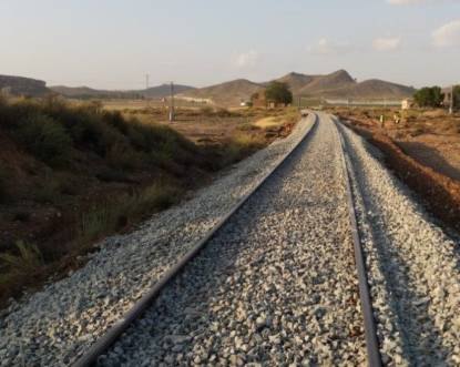 Adif restablece la circulación en la línea Murcia - Albacete - 3, Foto 3