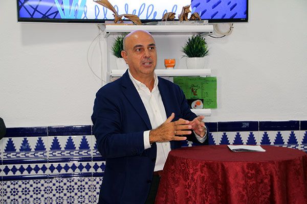 Veterano profesionales de la Asociación de Barman de Andalucía occidental crea una escuela en Sevilla - 4, Foto 4