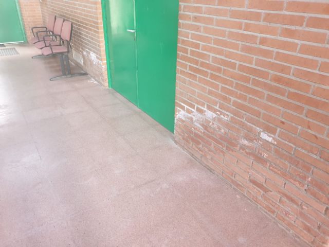 MC reclama reparaciones urgentes en el pabellón sito en Santa Lucía - 1, Foto 1