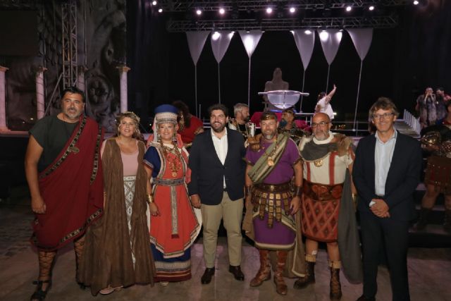 Fernando ensalza que Carthagineses y Romanos vuelven a “revivir la historia y la identidad de la Región de Murcia” - 1, Foto 1