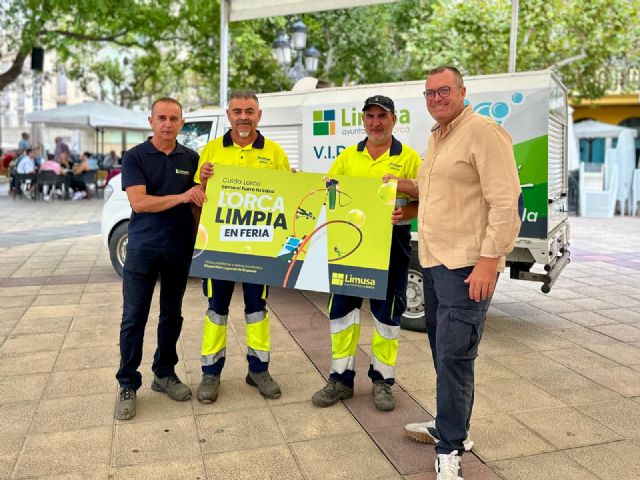 El Ayuntamiento refuerza el dispositivo especial de limpieza para la Feria Grande de este año con más personal, más horas de trabajo y más contenerización selectiva - 3, Foto 3