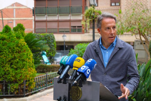 El alcalde califica de tomadura de pelo que el gobierno central se excuse en que no hay dinero para no recuperar el tren con Granada - 1, Foto 1