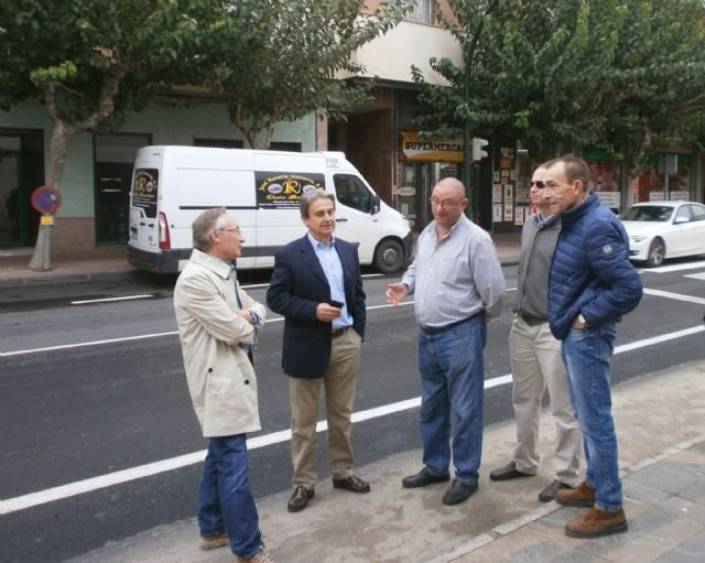 La Consejería de Fomento renueva el firme de la travesía de Llano de Brujas por la que circulan a diario más de 4.700 vehículos - 1, Foto 1