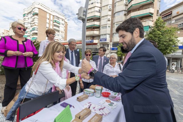 El presidente López Miras confirma que siete hospitales de la Región incorporarán a partir de enero mamógrafos de última generación - 2, Foto 2