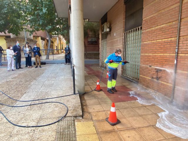 El Ayuntamiento pone en marcha un plan de choque contra las pintadas vandálicas en el municipio de Murcia - 4, Foto 4