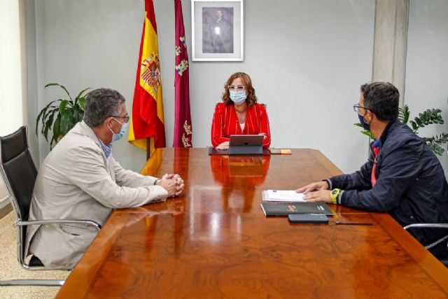 D´Genes presenta a la consejera de Mujer, Igualdad, LGTBI, Familias y Política Social de Murcia las líneas de trabajo de la asociación - 1, Foto 1
