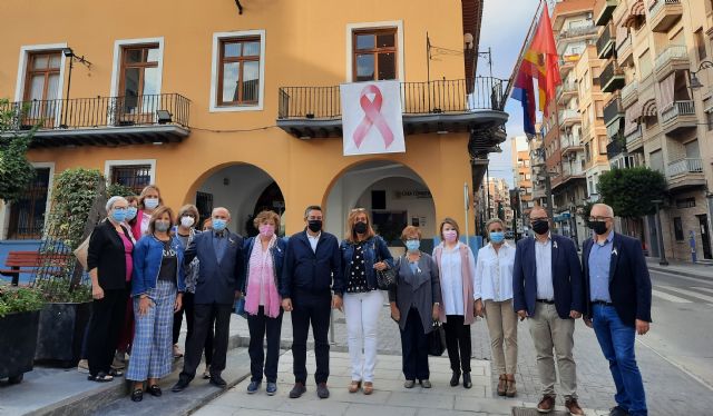 Un lazo rosa y una marcha por la esperanza para visibilizar la lucha contra el cáncer de mama - 1, Foto 1