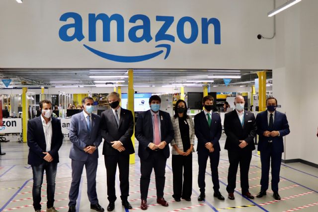 López Miras celebra los 1.200 empleos fijos que creará el centro robotizado de Amazon y destaca la gran atracción de inversiones de la Región - 3, Foto 3