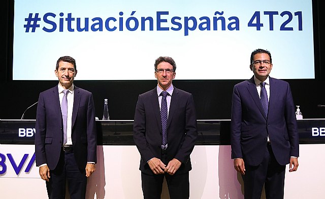 BBVA Research revisa a la baja su previsión de crecimiento de la economía española hasta el 5,2% en 2021 y el 5,5% en 2022 - 1, Foto 1