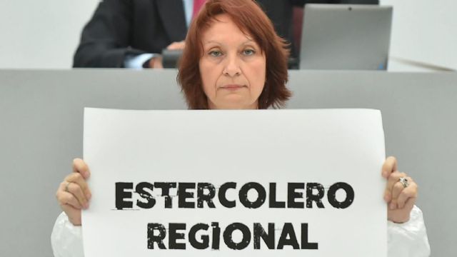 María Marín: López Miras ha convertido la Asamblea en el estercolero regional - 2, Foto 2