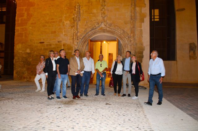 La antigua iglesia de San Pedro de Lorca estrena iluminación ornamental - 3, Foto 3