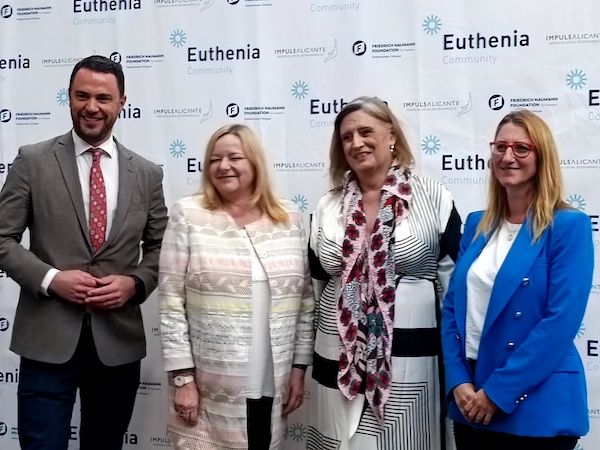 250 empresarias y futuras generaciones de empresarias se reúnen para impulsar el papel de las mujeres en las empresas del Mediterráneo - 1, Foto 1