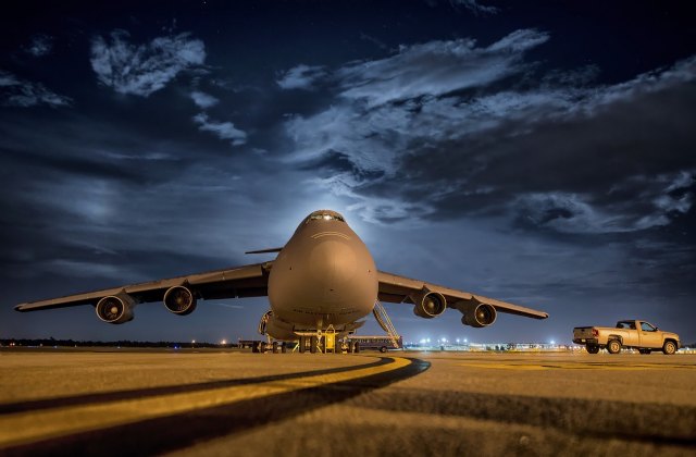 El aire contaminado de los aviones amenaza la salud de personal de vuelo y viajeros - 1, Foto 1