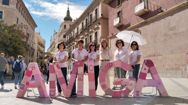 Un lazo rosa gigante une a Murcia en la lucha contra el cáncer de mama - 2, Foto 2