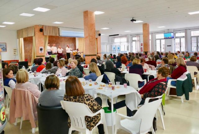 Doscientas mujeres se dieron cita en el II Encuentro de Mujeres Rurales zona oeste - 1, Foto 1