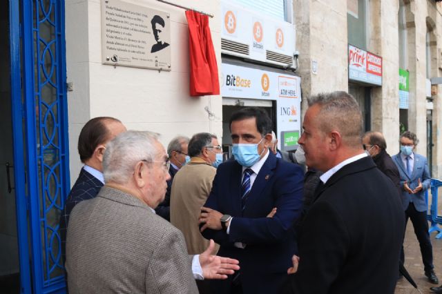 Murcia homenajea a Marie Curie con la instalación de una placa conmemorativa en el edificio Reina  Victoria - 3, Foto 3