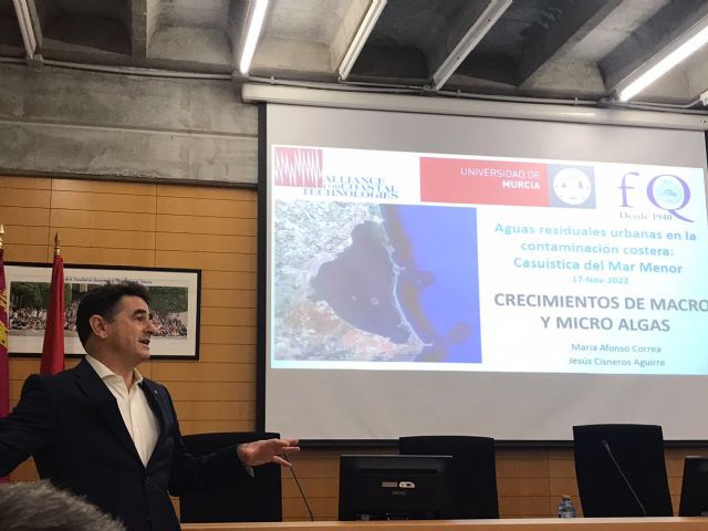 Jesús Cisneros en su intervención el 17 de noviembre en la Universidad de Murcia /  Pacto por el Mar Menor, Foto 1