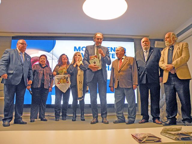 Sociedad. Marifé de Triana (María Felisa Martínez López, nacida en Burguillos en 1936) es una de las cantantes de copla más importantes de la Historia - 1, Foto 1