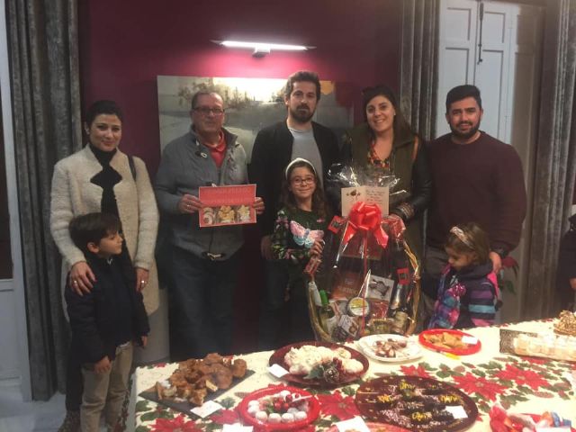 María del Mar Navarro obtiene el primer premio en el IX Concurso de Dulces de Navidad de Puerto Lumbreras - 3, Foto 3