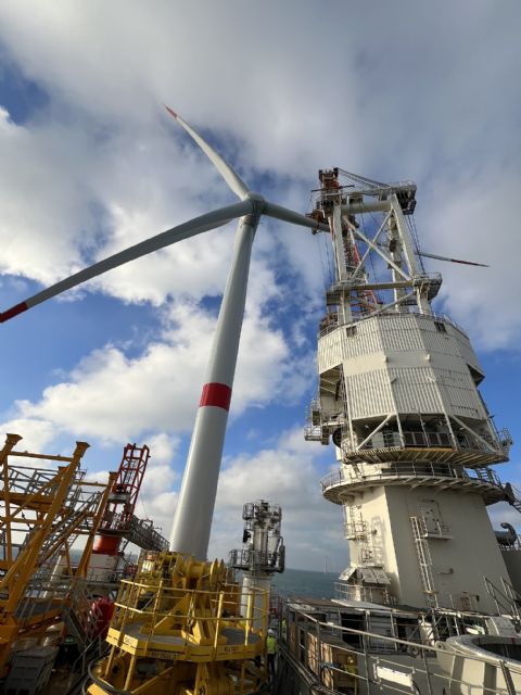 Iberdrola termina la instalación de todos los aerogeneradores del parque eólico marino de Saint-Brieuc, en Francia - 2, Foto 2