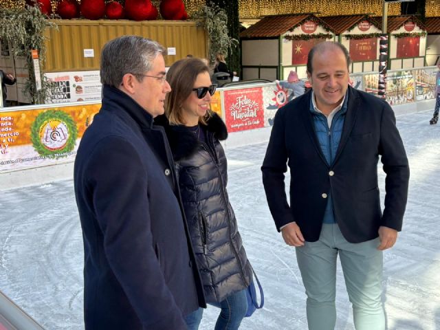 Ayuntamiento y comerciantes estrechan lazos para dinamizar el tejido comercial del municipio en las fechas navideñas - 2, Foto 2