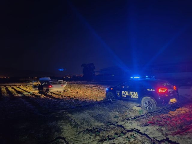 Detenida una persona en Lorca por delitos contra la seguridad vial y resistencia a la autoridad tras una persecución de más de 25 kilómetros - 1, Foto 1