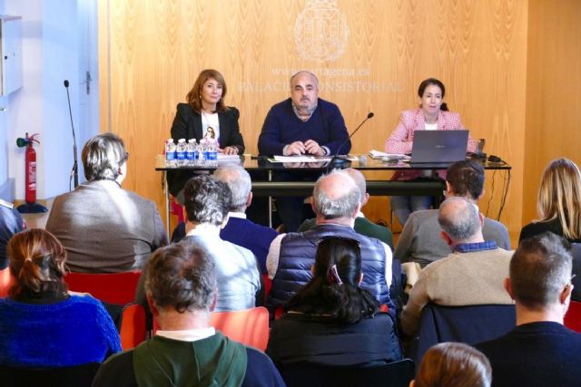 El Ayuntamiento acomete decenas de obras en barrios y diputaciones para mejorar la movilidad y eliminar barreras arquitectónicas - 1, Foto 1