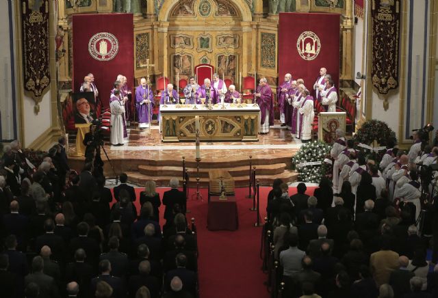 Los restos mortales de José Luis Mendoza han recibido hoy cristiana sepultura - 2, Foto 2