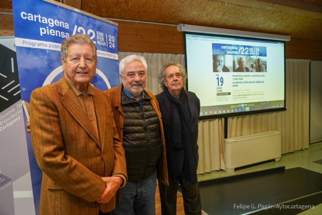 Sami Naïr, Francisco Jarauta y Javier de Lucas presentaron en Cartagena Piensa su libro ´La amistad como una de las bellas artes´ - 1, Foto 1