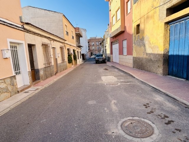 Adjudican las obras de renovación de las redes y acometidas de agua potable, alcantarillado y pavimento asfáltico en la calle Habaneras, Foto 1