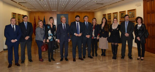 El presidente Fernando López Miras se reúne con la junta directiva de la Asociación de la Empresa Familiar de la Región - 2, Foto 2