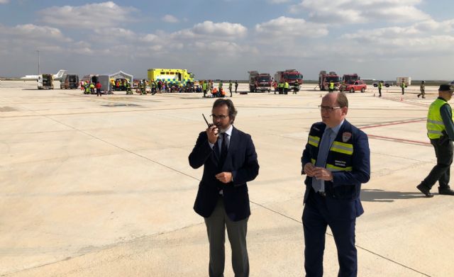 Simulacro en el Aeropuerto para comprobar su seguridad - 1, Foto 1