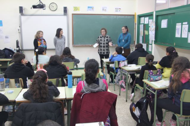 Una campaña municipal de salud bucodental ofrece  revisiones gratuitas a niños de 10 a 12 años - 1, Foto 1