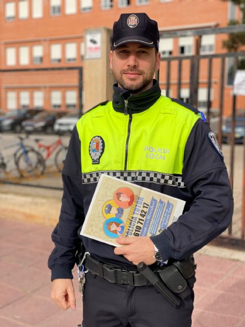 El Agente Tutor de la Policía Local de Torre Pacheco trabaja para la protección de los menores - 1, Foto 1