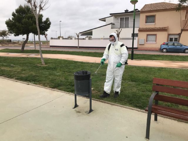 Torre Pacheco hace frente al Coronavirus con la limpieza y desinfección exhaustivas de los espacios públicos - 1, Foto 1