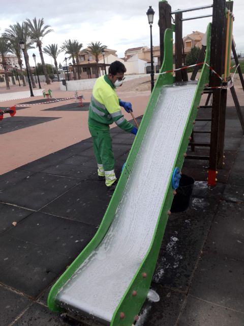 Torre Pacheco hace frente al Coronavirus con la limpieza y desinfección exhaustivas de los espacios públicos - 4, Foto 4