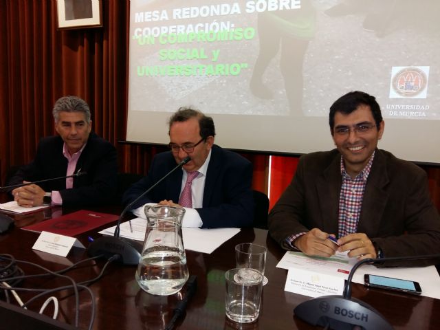 La Universidad de Murcia apuesta por la cooperación - 1, Foto 1