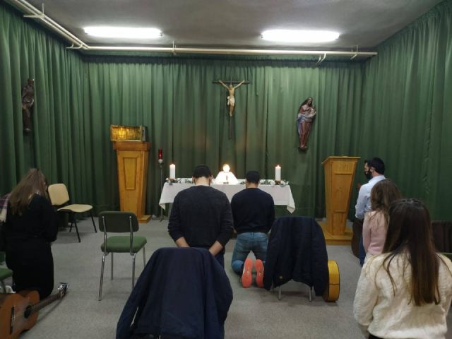 «Los jóvenes necesitamos estar siempre cerca de Jesús, también en la universidad» - 1, Foto 1