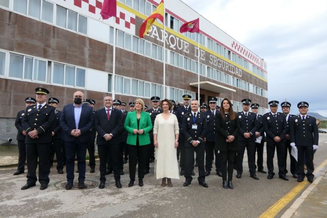 El subinspector de Policía Local de La Unión, Carlos Artés, número uno de la promoción del curso de la Escuela de Seguridad de Cartagena - 2, Foto 2