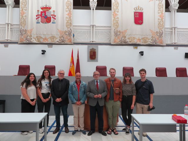 Estudiantes de Universidades estadounidenses visitan la AsambleaRegional - 1, Foto 1