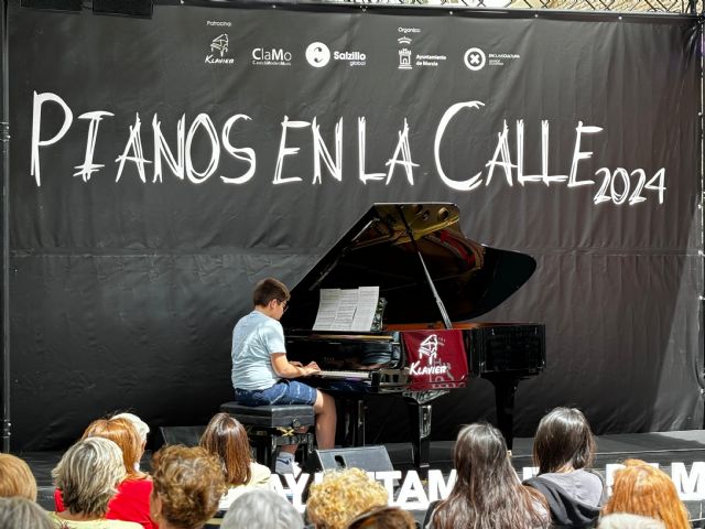 El piano de Elton John resuena en Belluga - 5, Foto 5