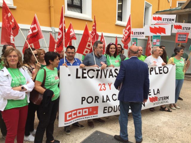 CCOO y STERM reivindican que la reversión de los recortes crearán empleo y mejorarán la educación - 2, Foto 2