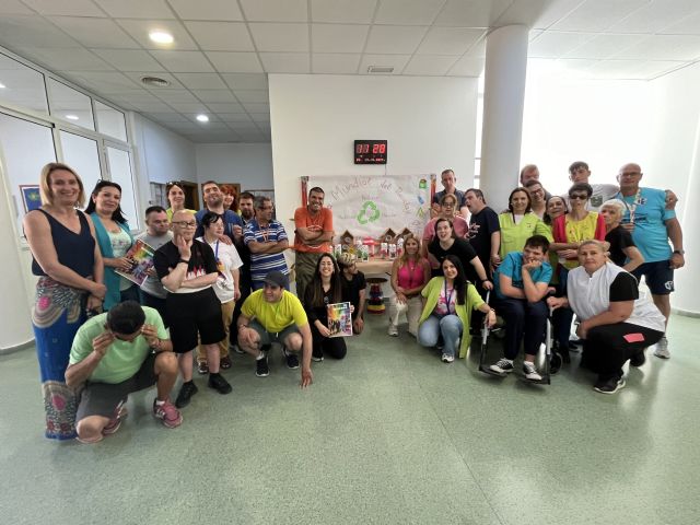 El Centro Ocupacional Urci conmemora el Día Mundial del Reciclaje - 2, Foto 2