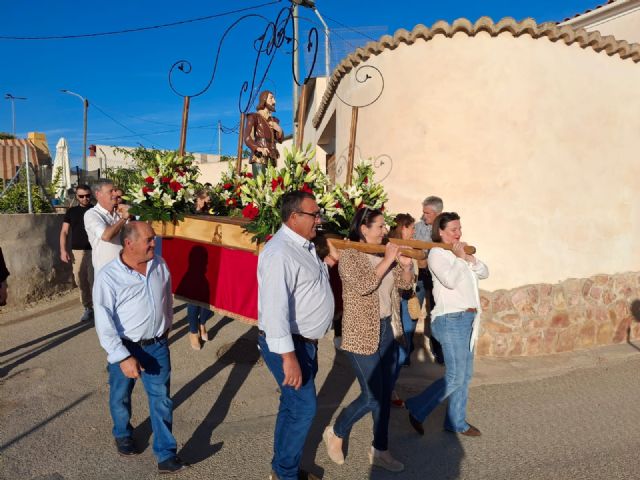 Multitudinaria participación en las fiestas de Los Arejos - 1, Foto 1