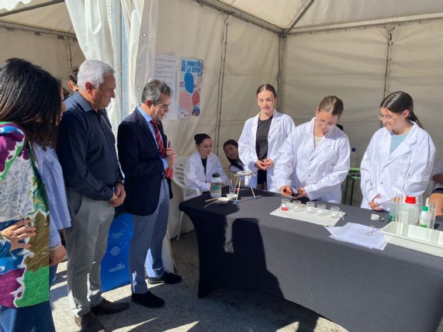 Lorquí celebra la I Feria de la Ciencia con 15 stand - 1, Foto 1