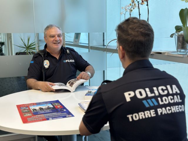 Presentación del libro Pasado y presente de la Policía Local de Torre Pacheco - 3, Foto 3